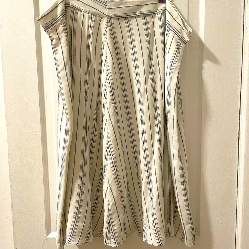 Brand New LOFT Plus Skirt
